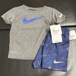 NWT Nike Athletic Set Baby Boys Size 18M